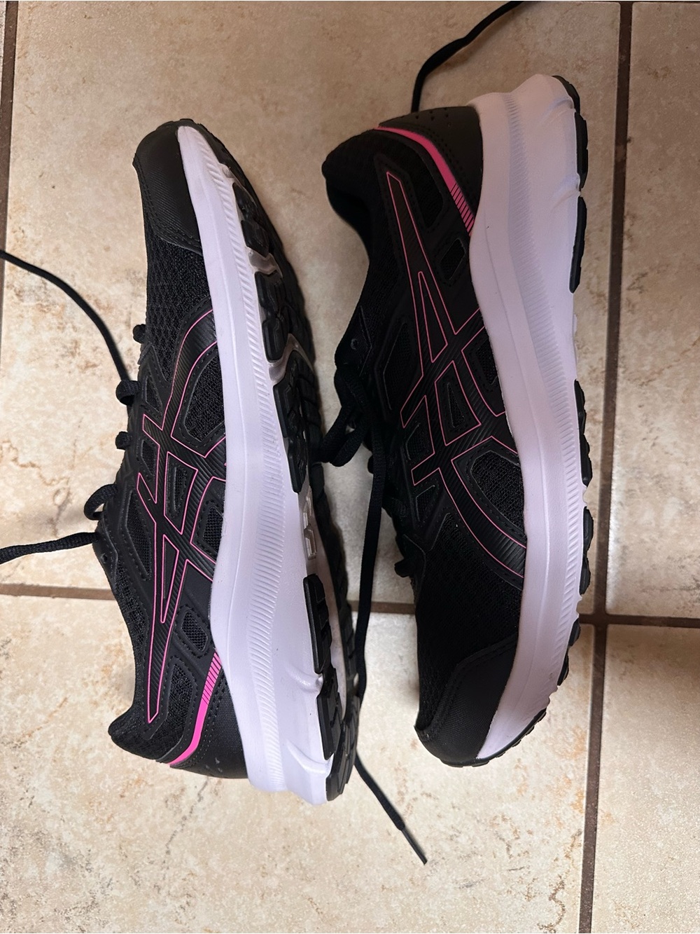 Asics Black Running Sneakers with pink design, and Neon Yellow Logo - Picture 5 of 7
